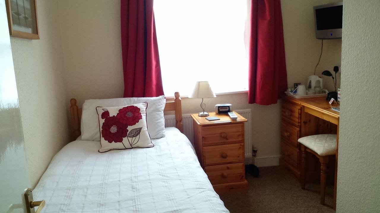 Fosters 3* Weymouth